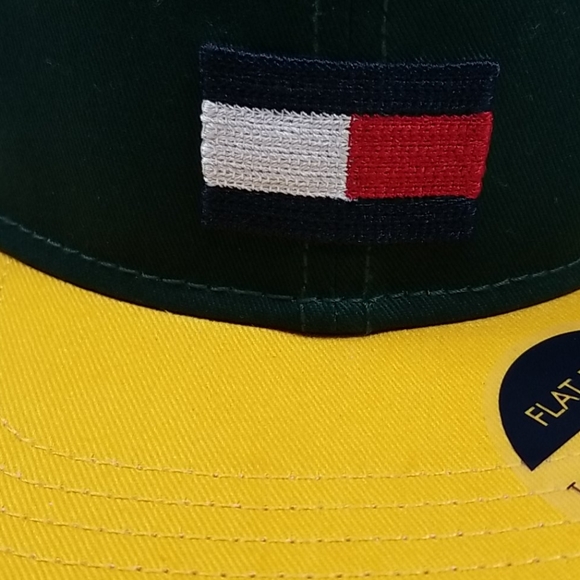 Tommy Hilfiger Flat Brim Hat - Picture 2 of 5